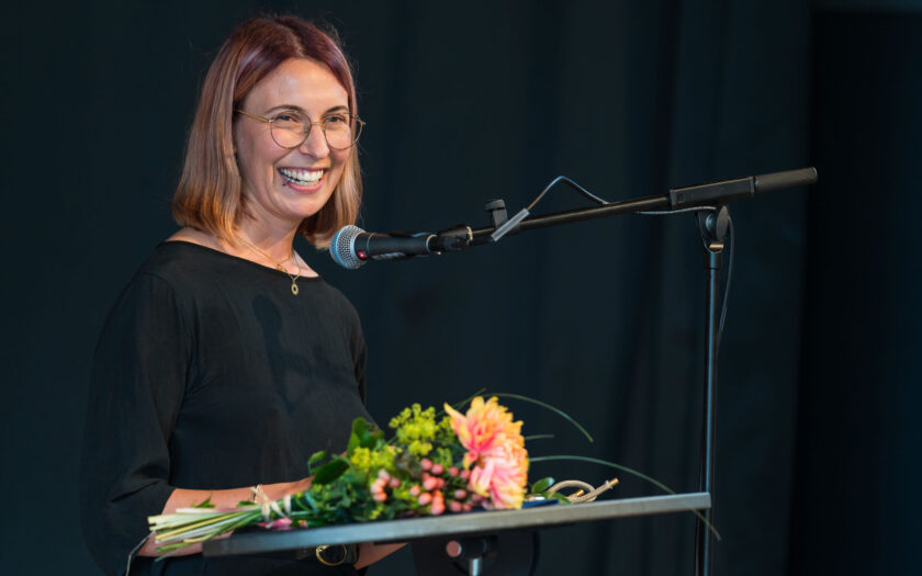 Hannah Schmidt bei der Preisverleihung. Foto: Kristof Lemp.